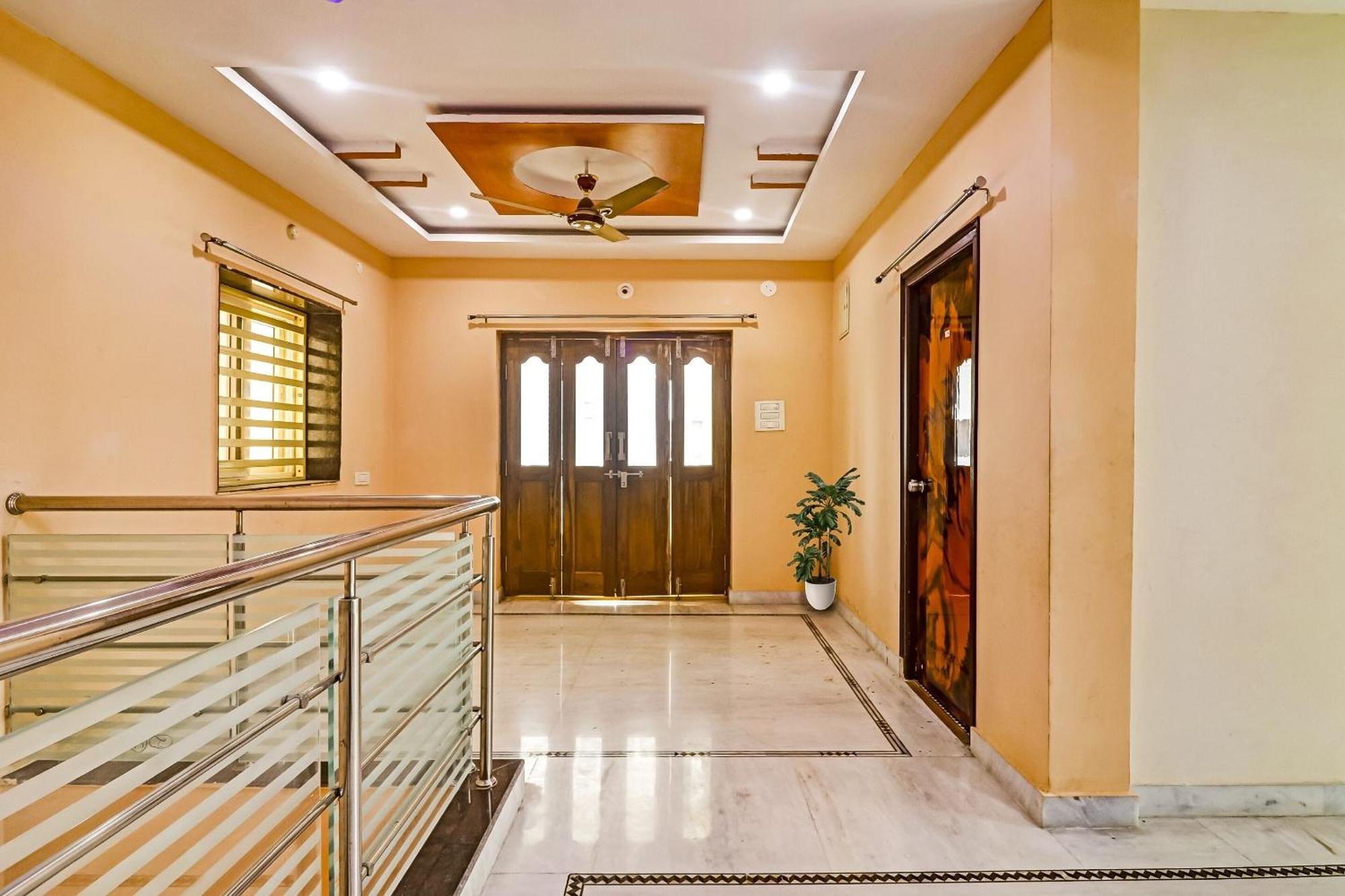 Hotel O Royal Stay Near Mantra Mall Haidar Sahibguda Eksteriør bilde
